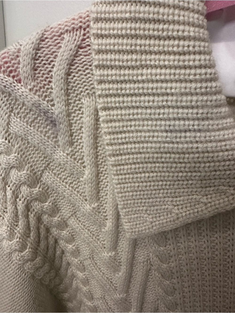 Australian Merino Wool Collared Cable Cardigan - Picture 11 of 11